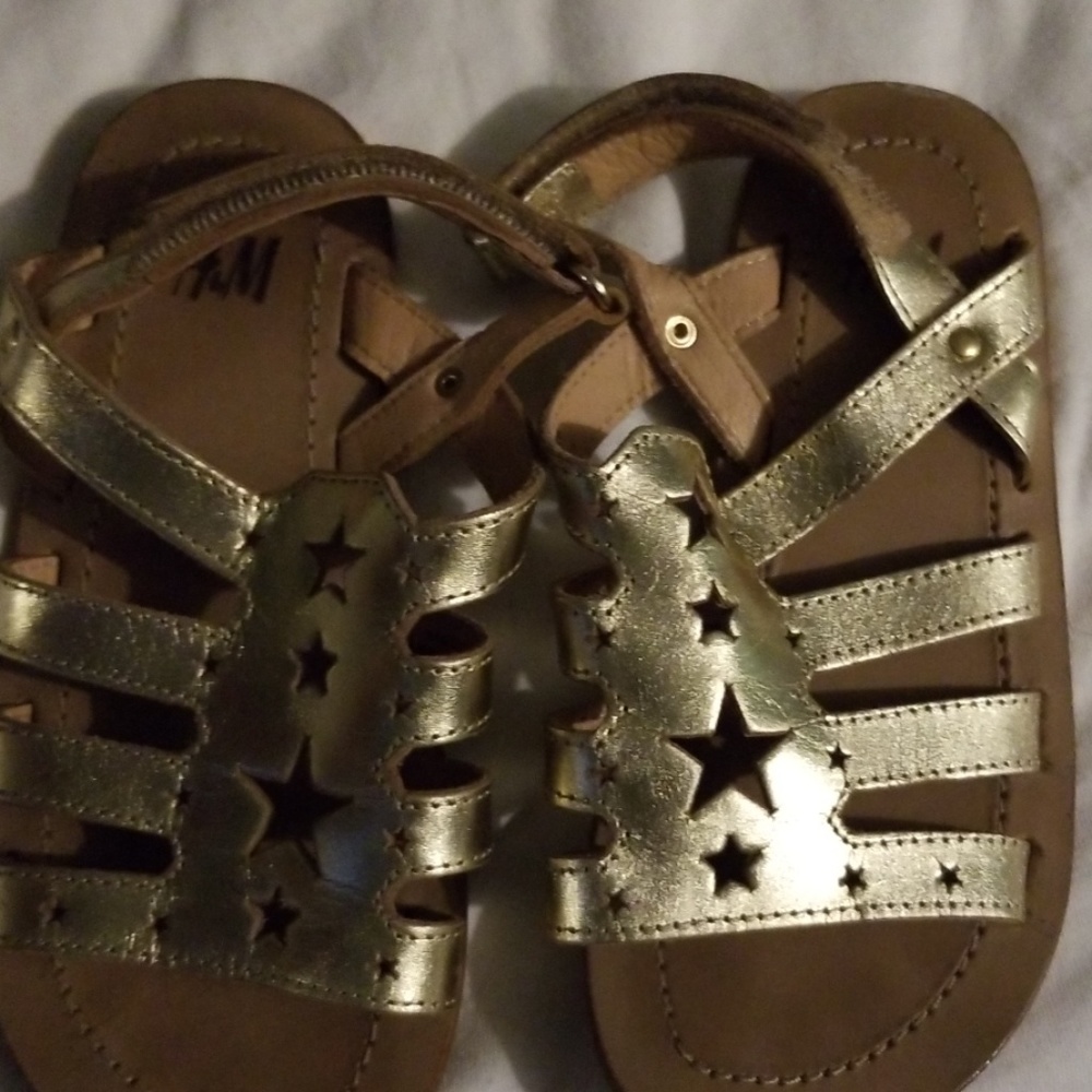 Girl sandals